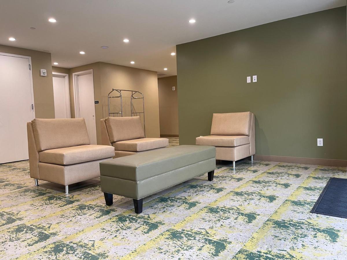 Super 8 By Wyndham Bronx Near Botanical Garden 호텔 뉴욕 외부 사진